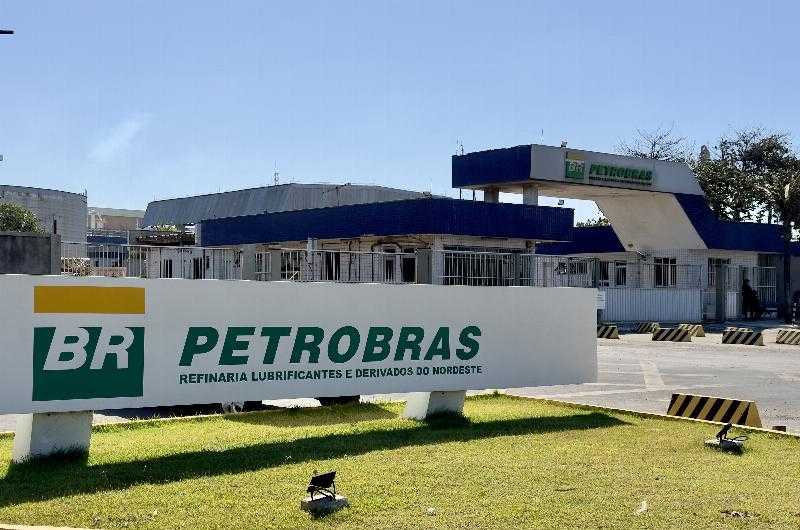 Petrobras отказывается от продажи нефтеперерабатывающего завода в штате Сеара