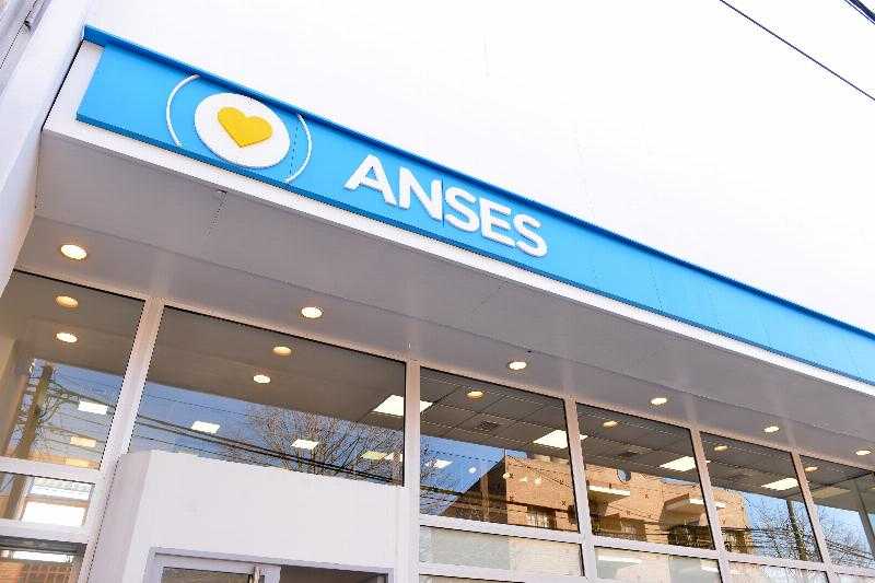 Календарь Anses: какие пособия выплачиваются на неделе 4-8 декабря