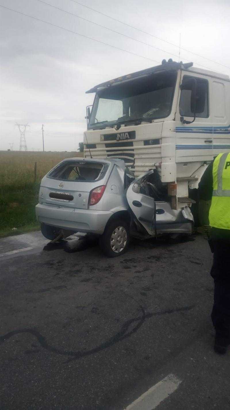 Четыре человека погибли в дорожных авариях за последние 24 часа в разных частях страны.