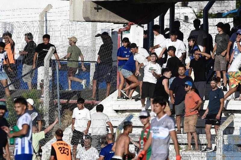 AUF наложила санкции на Rampla Juniors и Juventud de Las Piedras за инциденты в третьем промоушене: подробности