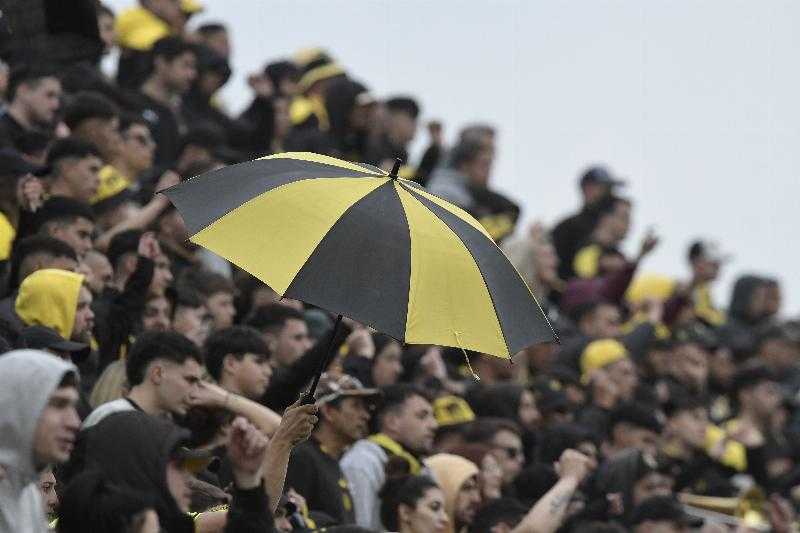 Как купить билеты на матч Серро Ларго - Пеньяроль на Estadio Centenario и сколько они стоят