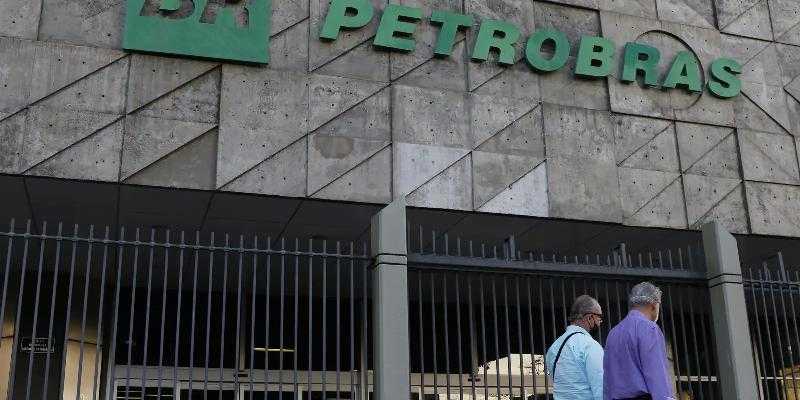 Petrobras обжалует отстранение члена совета директоров