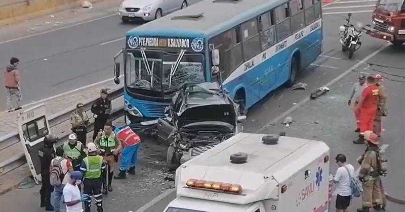 Тройная авария на улице Эвитамиенто: в результате ДТП с участием автобуса один человек погиб и 28 получили ранения в районе Пуэнте-Нуэво