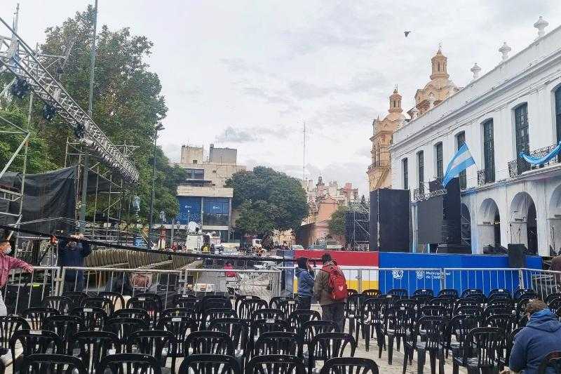 Acto de Mayo: в Кордове начались протесты в ожидании прибытия Милея