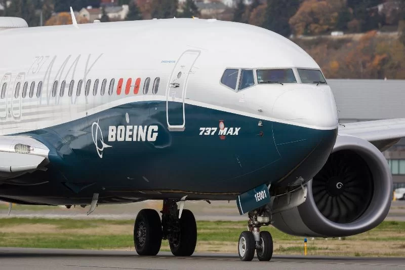 Boeing назначил нового генерального директора после того, как сообщил об убытках за второй квартал в размере 1,4 миллиарда долларов США