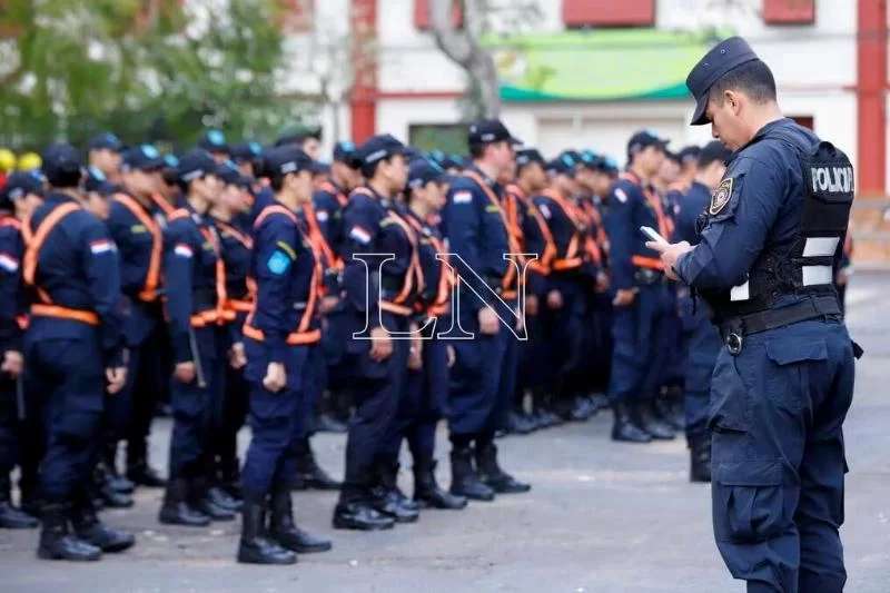 Полицейский пойман после совершения преступления в Фернандо-де-ла-Мора