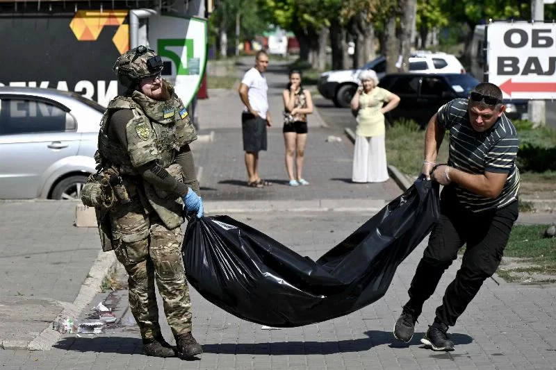 В результате российского обстрела украинского отеля погиб сотрудник Reuters, еще двое ранены