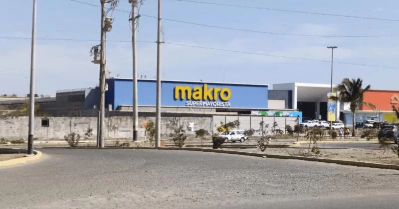 Работники Makro подверглись нападению в Пьюре и даже лишились униформы в процессе регистрации