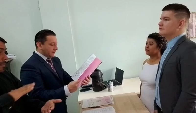 Primera boda sorda en Registro Civil de CDE en 18 años