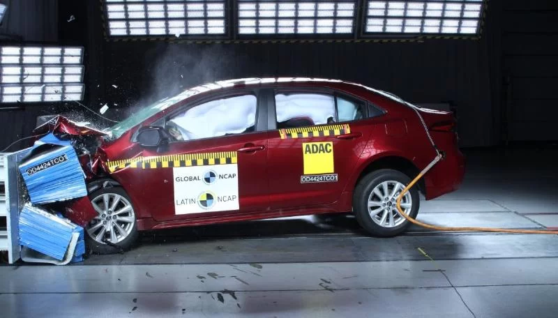 Краш-тесты Latin NCAP: Toyota Corolla понизила рейтинг безопасности до четырех звезд