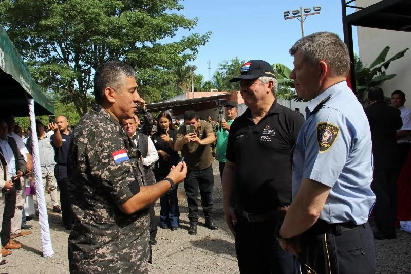 Grupo Lince также прибывает в Presidente Hayes