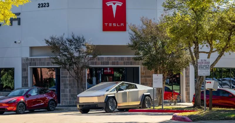 Tesla сообщает о первом годовом снижении объемов поставок