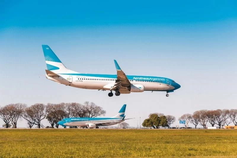 Aerolineas Argentinas: правительство обжаловало решение, обязывающее страну выплатить 390 миллионов долларов США за экспроприацию.