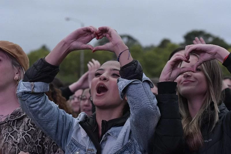 Cosquín Rock Uruguay 2025 раскрыл свой ежедневный состав: какие артисты будут выступать каждый день и цены на билеты