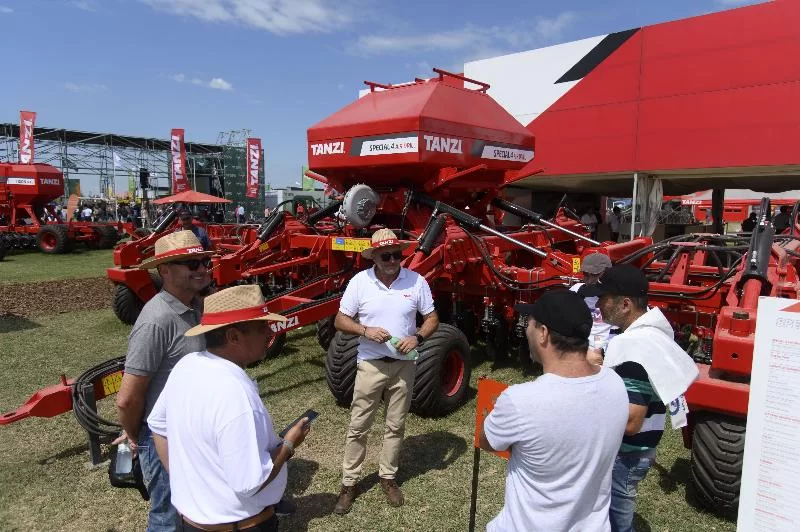 С завтрашнего дня начинается очередное издание Expoagro с лучшими образцами настоящего и предвосхищением будущего сельской местности.