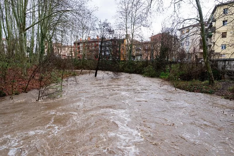 Дожди увеличивают водохранилища, а в Барселоне спустя два с половиной года заканчиваются ограничения на засуху