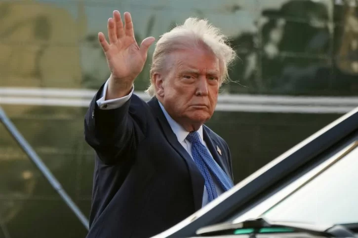 Рейтинг одобрения Трампа падает по мере того, как американцы критикуют его радикальную политику, показывает опрос