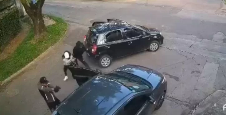 Эль Вьехо», последний беглец из банды, убившей полицейского во время ограбления, пойман.